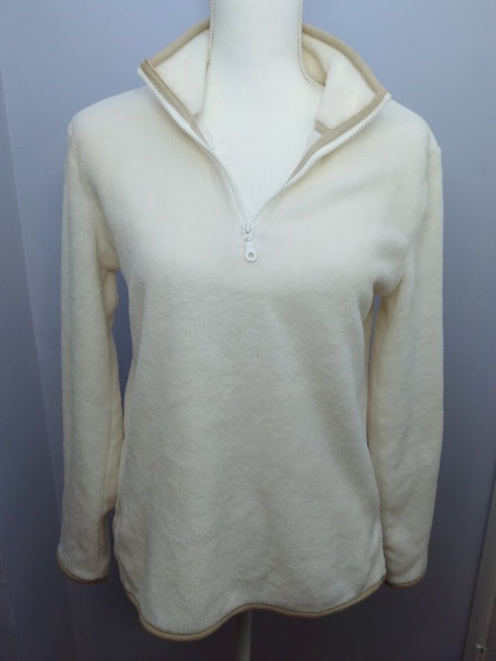 Wallflower Fleece Pullover Ivory/Cream Size Medium Quarter Zip Soft Plush Cozy